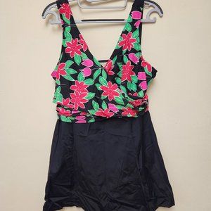 It Figures! Slender Thighs Black/Floral Swimsuit Swimdress Skirt Plus Size 18W